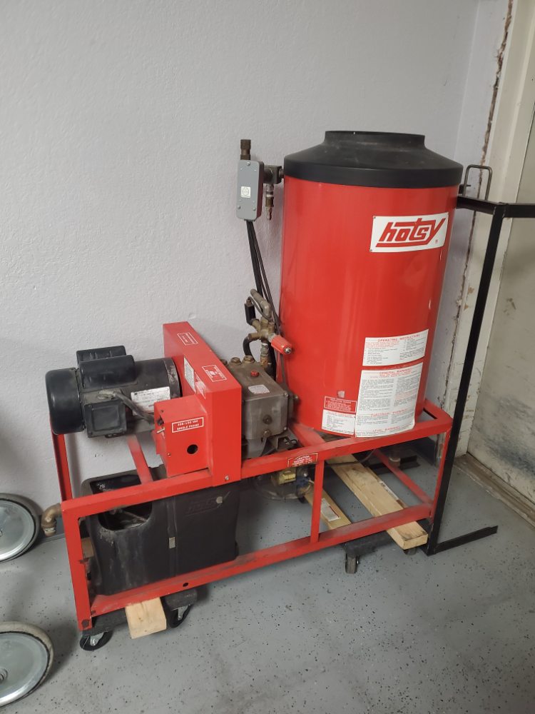 hotsy-811-pressure-washer-for-sale-viking-industrial-systems.jpg